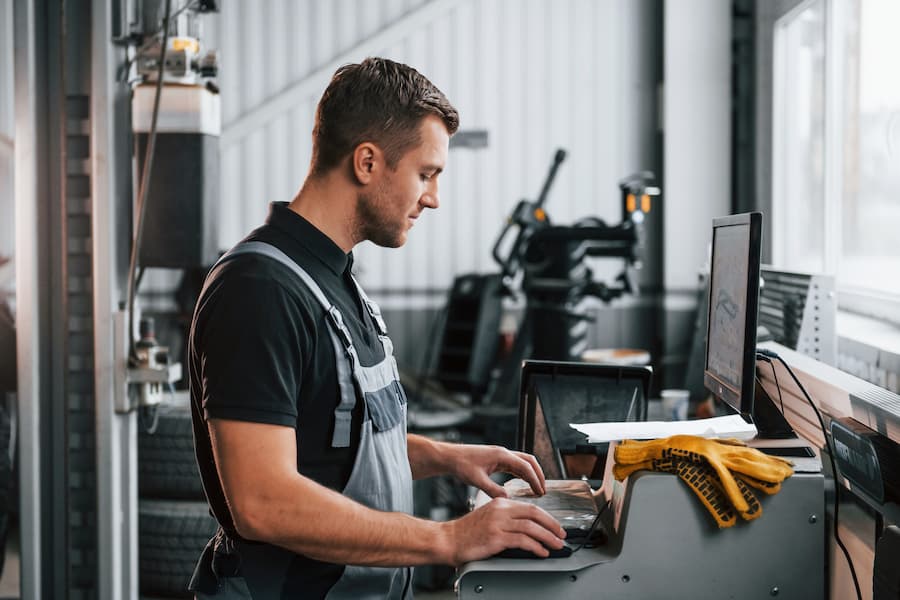 Services man machinery check